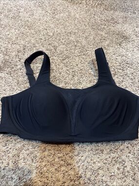 Lululemon Black Women's Full Coverage Wireless Support Bra